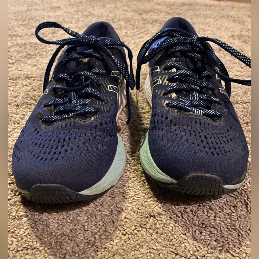 ASICS- Gel- Kayano 28 - Picture 4 of 7